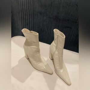 Steve Madden Cream Heeled Boots